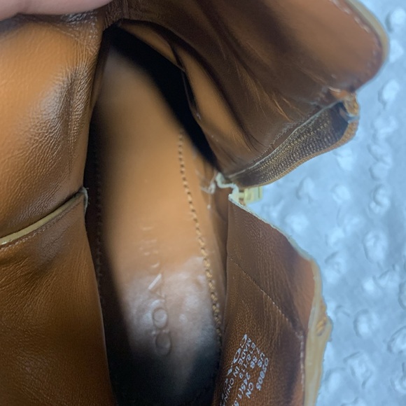 Coach Boots size 7.5 B - Picture 8 of 16